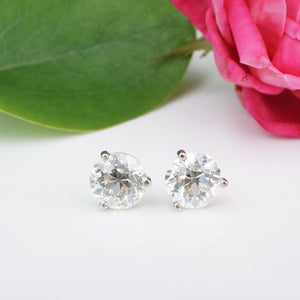 4 Carat VS2 Natural Diamond Stud Earrings GIA Certified CO1078