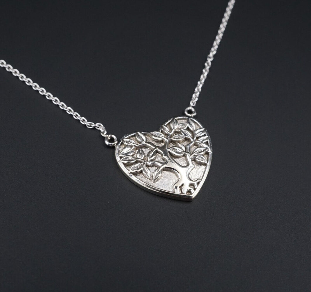 14k White Gold Tree of Life Heart Fixed Pendant Necklace 16