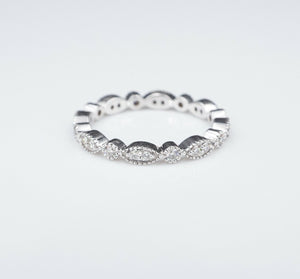 NWOT Scalloped 14k White Gold 1/2 ct Diamond Eternity Band Ring Size 5 RG3188A