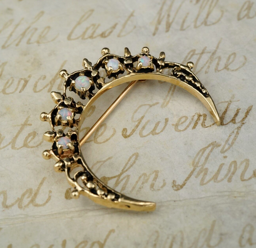 Vintage 14k Opal Crescent Moon Pin Brooch Yellow Gold Natural 1.25