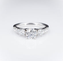 18k and Platinum 1.2ctw Round Diamond Engagement Ring Size 6.75 GSI F SI2 RG4273