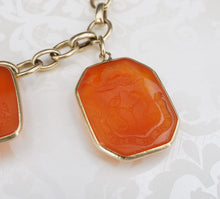 Antique 14K Gold Carnelian Coat of Arms Intaglio Charm Bracelet 7.5" BG774