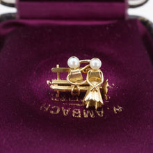 Vintage French 18k Yellow Gold Pearl Two Lovers Park Bench Charm Unique CHS1885