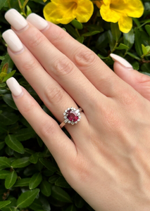 18k White Gold 2ctw Oval Ruby Diamond Halo Ring Size 7.25 RG4210