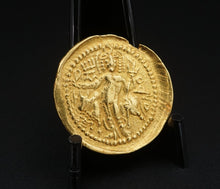 Authentic Kushan Empire Vasudeva I Gold Dinar Gold Coin Indo Greek CN584
