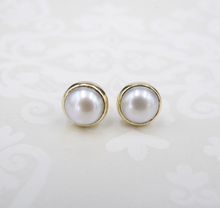 14k Yellow Gold Pearl Stud Earrings 6.5mm Button Bezel Set EG2416