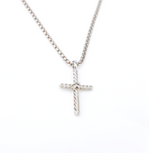 David Yurman Diamond Cross Pendant Necklace 14k Sterling Silver Box 16" NS2160