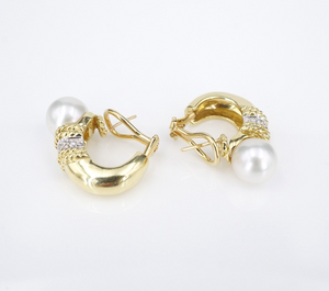 18k Pearl Diamond Earrings Huggie J Hook Yellow Gold Designer CASSIS 1.1" EG2273