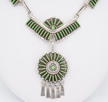 Vintage Navajo Sterling Silver Necklace Green Pendant 17" Helen Harrison NS2081