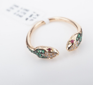 18k Gold Double Snake Ring Pave Diamond Emerald Ruby Band Size 7.25 NWT RG4329