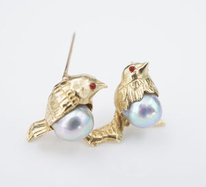 Vintage Love Birds Pin Brooch 14k Yellow Gold Baroque Pearl 3D 1" OG465