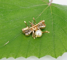 Vintage 18k Gold Bug Pin Brooch Pearl Ruby Eye 3D Fly Moth 2-Tone 1" M1497