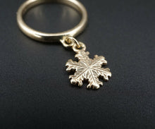 James Avery Aspen Snowflake Crystal 14k Gold Dangle Charm Ring Retired RG3041