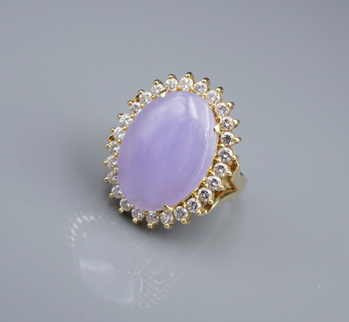 Vintage 18k Lavender Jade Diamond Halo Ring Yellow Gold Size 6.75 RG4380