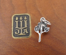 Vintage James Avery Small Rose Charm Sterling Silver 13/16" HTF Retired CHS1904