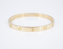 Cartier Love Bracelet 18k Gold Size 18 New Screw Box & Cert Authentic BG922
