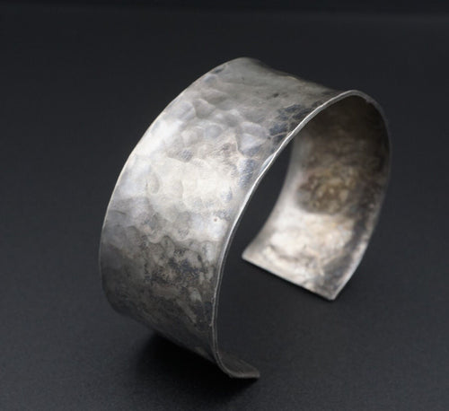 Rustic Vintage Navajo Sterling Silver Hammered Wide Cuff Bracelet 7