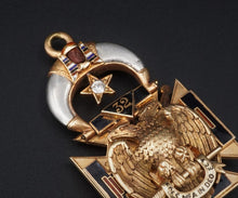 1915 Antique Knights Templar 32nd Degree Masonic Tri-fold 14k Commandery M1773